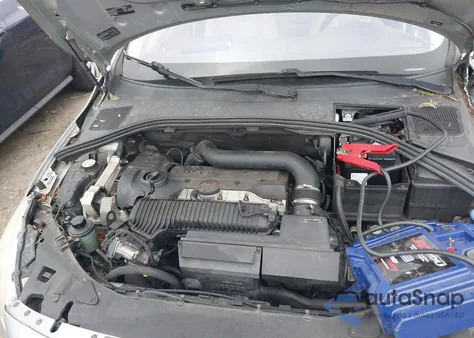 2013 Volvo S60 T5 z USA, uszkodzony, nr VIN YV1612FS5D2219939